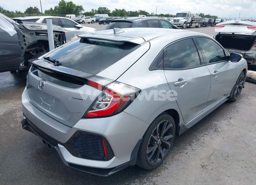 Photo 4 of 2019 Honda Civic SPORT (VIN SHHFK7G46KU212068)