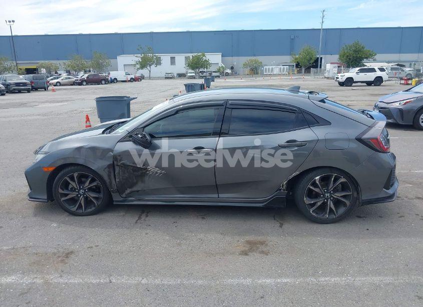 Photo 14 of 2018 Honda Civic SPORT (VIN SHHFK7G48JU210238)