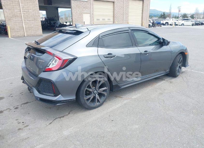 Photo 4 of 2018 Honda Civic SPORT (VIN SHHFK7G48JU210238)