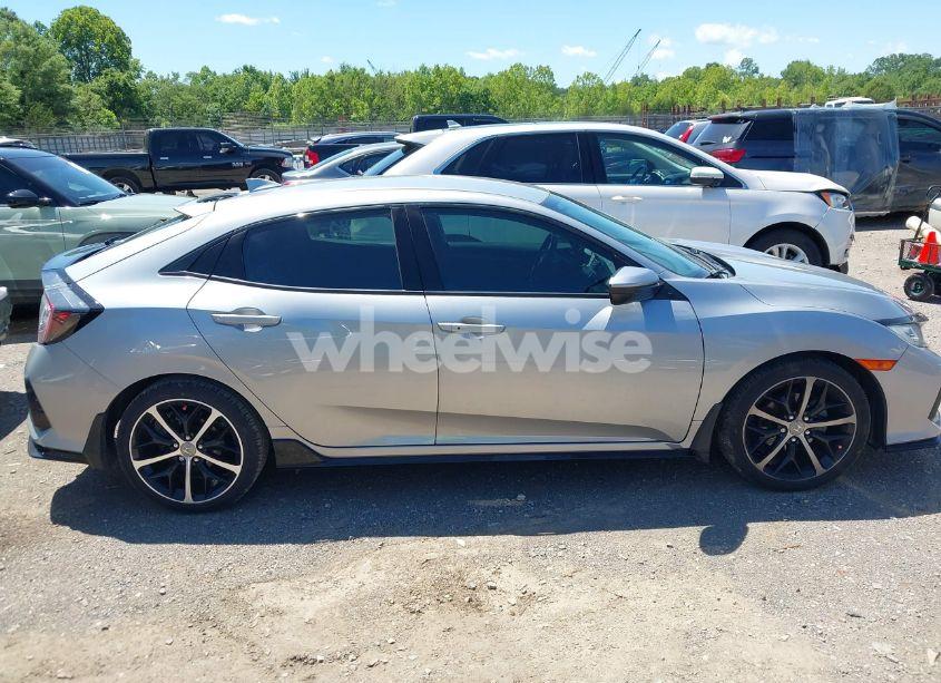Photo 13 of 2020 Honda Civic SPORT (VIN SHHFK7G49LU217752)