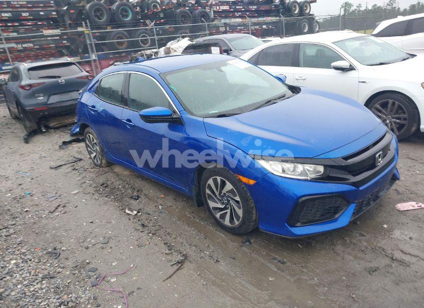 2017 Honda Civic LX (VIN SHHFK7H24HU209269) main photo