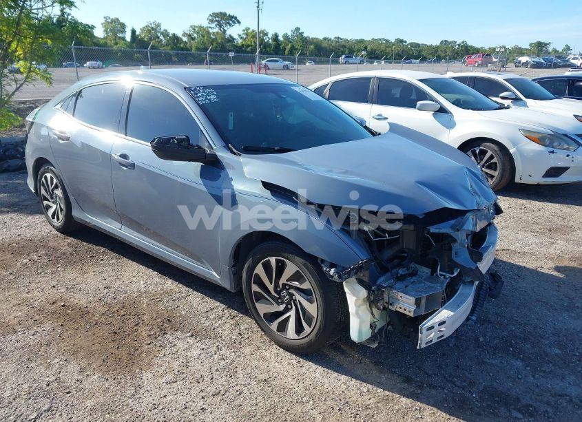 2018 Honda Civic LX (VIN SHHFK7H25JU232923) main photo