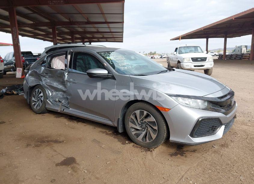 2019 Honda Civic LX (VIN SHHFK7H30KU224805) main photo