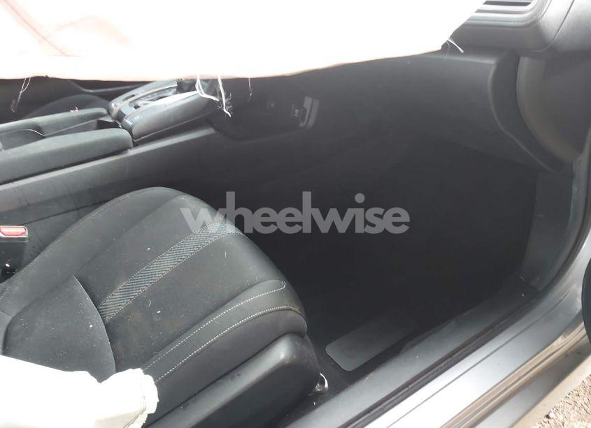 Photo 5 of 2019 Honda Civic LX (VIN SHHFK7H30KU224805)