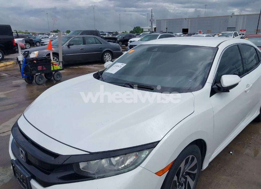Photo 6 of 2019 Honda Civic LX (VIN SHHFK7H35KU221186)