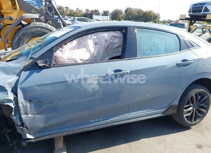 Photo 13 of 2020 Honda Civic SPORT (VIN SHHFK7H40LU404523)