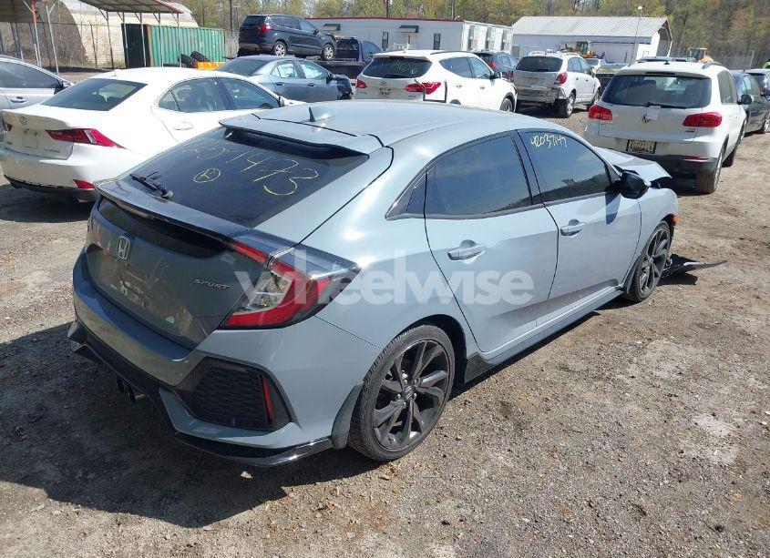 Photo 4 of 2018 Honda Civic SPORT (VIN SHHFK7H41JU239658)