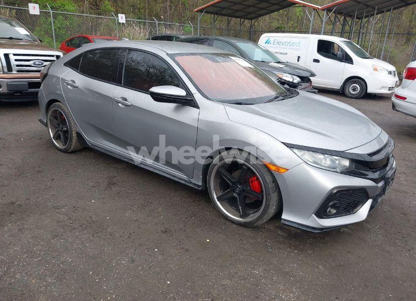 2019 Honda Civic SPORT (VIN SHHFK7H41KU227138) main photo