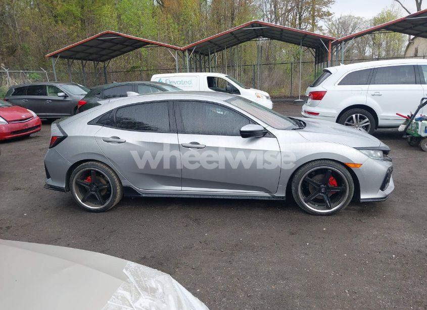 Photo 13 of 2019 Honda Civic SPORT (VIN SHHFK7H41KU227138)