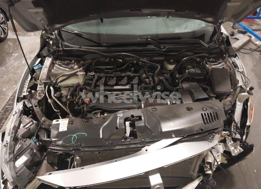 Photo 10 of 2018 Honda Civic SPORT (VIN SHHFK7H43JU238379)