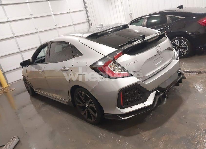 Photo 15 of 2018 Honda Civic SPORT (VIN SHHFK7H43JU238379)