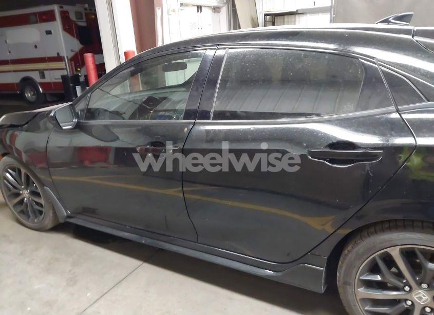 Photo 14 of 2020 Honda Civic SPORT (VIN SHHFK7H43LU221147)