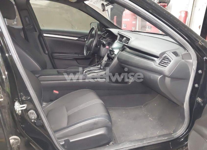 Photo 5 of 2020 Honda Civic SPORT (VIN SHHFK7H43LU221147)