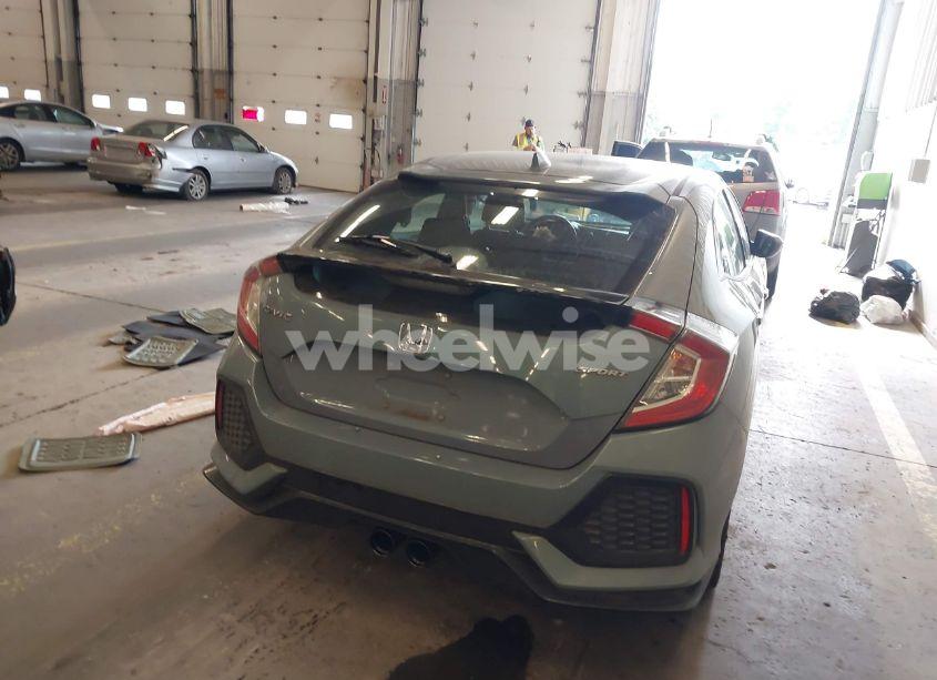 Photo 17 of 2018 Honda Civic SPORT (VIN SHHFK7H46JU412493)