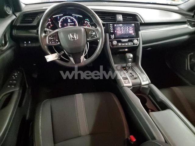 Photo 3 of 2021 HONDA CIVIC SPORT (VIN SHHFK7H46MU215781)