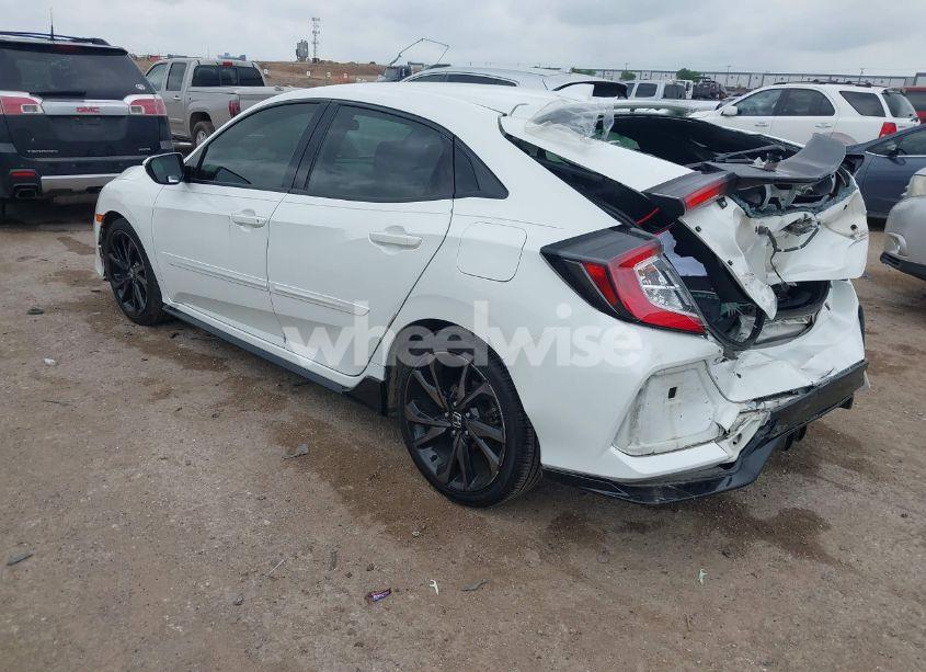 Photo 3 of 2018 Honda Civic SPORT (VIN SHHFK7H47JU213274)