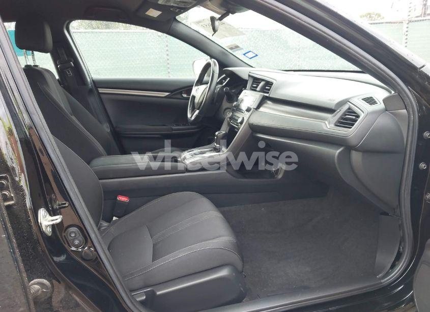 Photo 5 of 2019 Honda Civic SPORT (VIN SHHFK7H47KU209873)