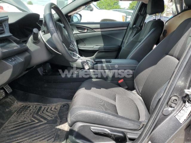 Photo 4 of 2021 HONDA CIVIC SPORT (VIN SHHFK7H47MU213456)
