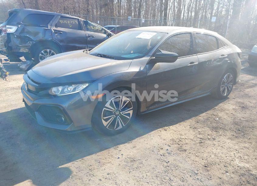 Photo 2 of 2017 Honda Civic SPORT (VIN SHHFK7H48HU408374)