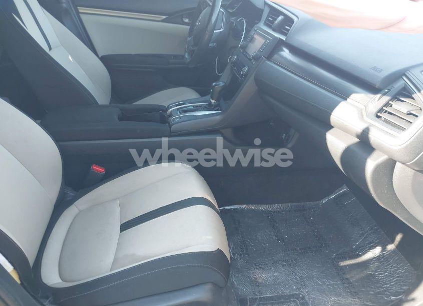 Photo 5 of 2017 Honda Civic SPORT (VIN SHHFK7H48HU408374)