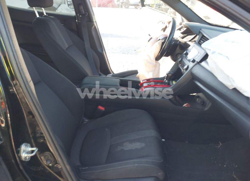 Photo 5 of 2019 Honda Civic SPORT (VIN SHHFK7H49KU407936)