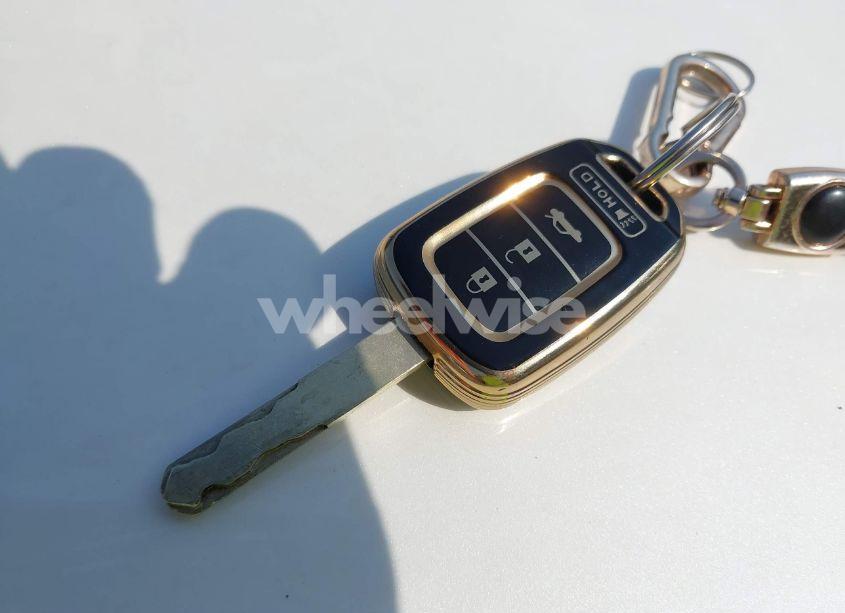 Photo 11 of 2019 Honda Civic SPORT (VIN SHHFK7H4XKU412403)