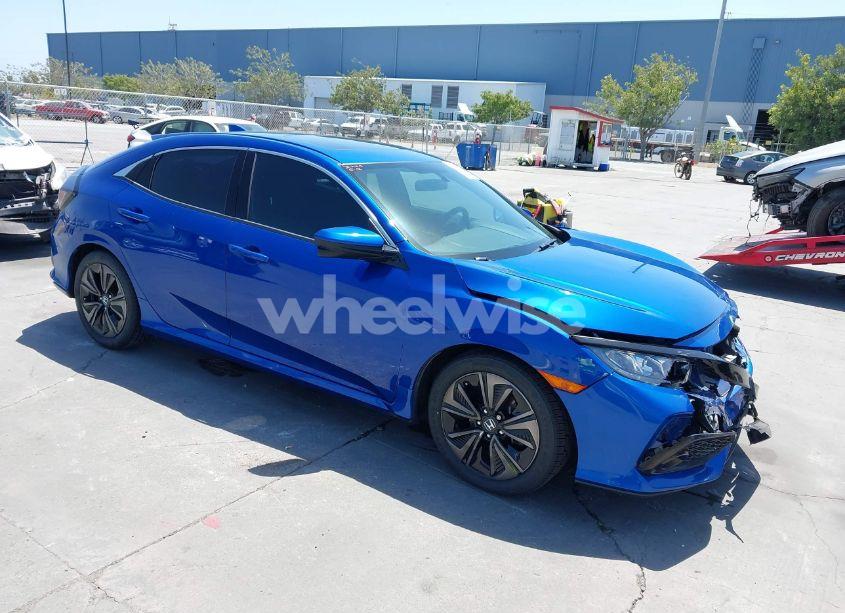 2018 Honda Civic EX (VIN SHHFK7H50JU428018) main photo