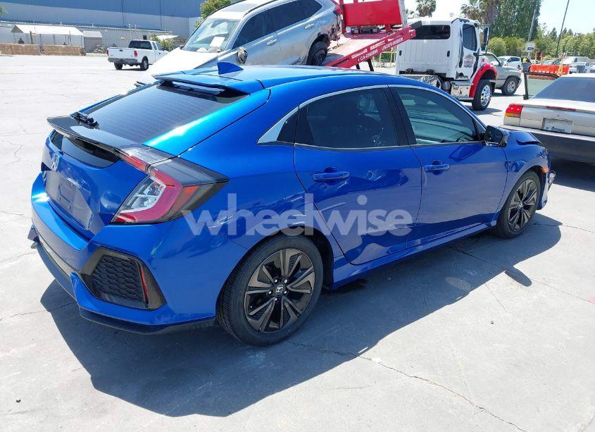 Photo 4 of 2018 Honda Civic EX (VIN SHHFK7H50JU428018)