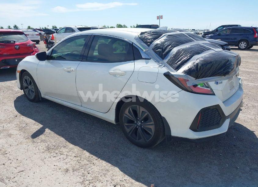 Photo 3 of 2018 Honda Civic EX (VIN SHHFK7H51JU218978)
