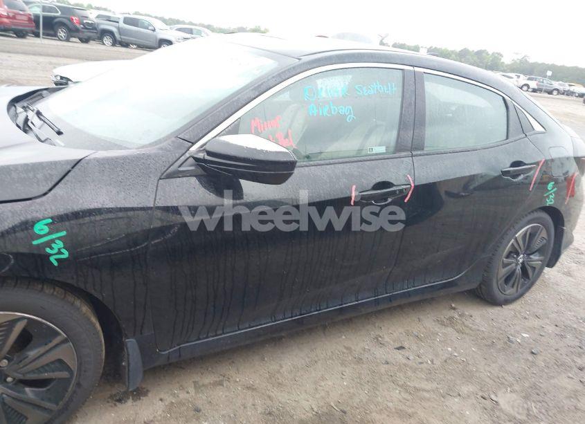 Photo 15 of 2018 Honda Civic EX (VIN SHHFK7H52JU215863)