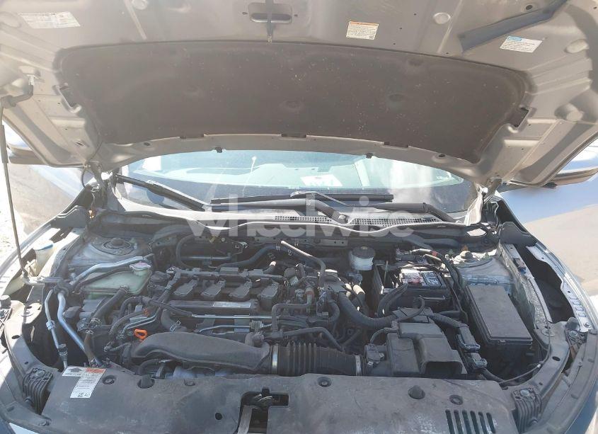 Photo 10 of 2018 Honda Civic EX (VIN SHHFK7H52JU228225)