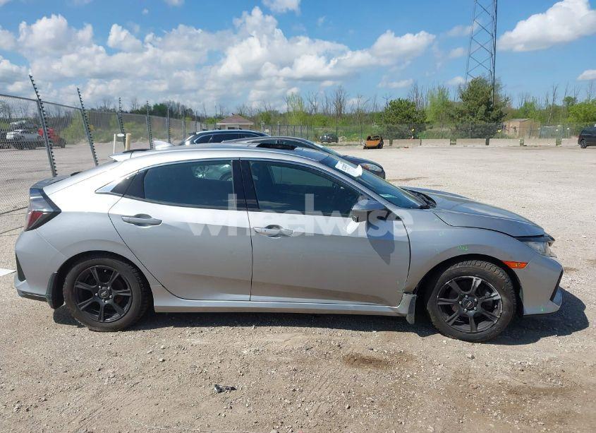 Photo 13 of 2018 Honda Civic EX (VIN SHHFK7H52JU228225)