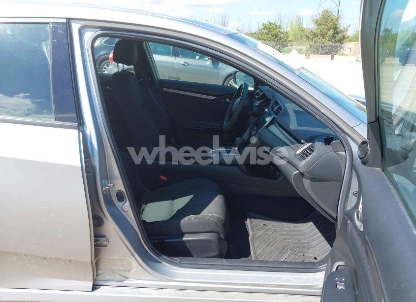 Photo 5 of 2018 Honda Civic EX (VIN SHHFK7H52JU228225)