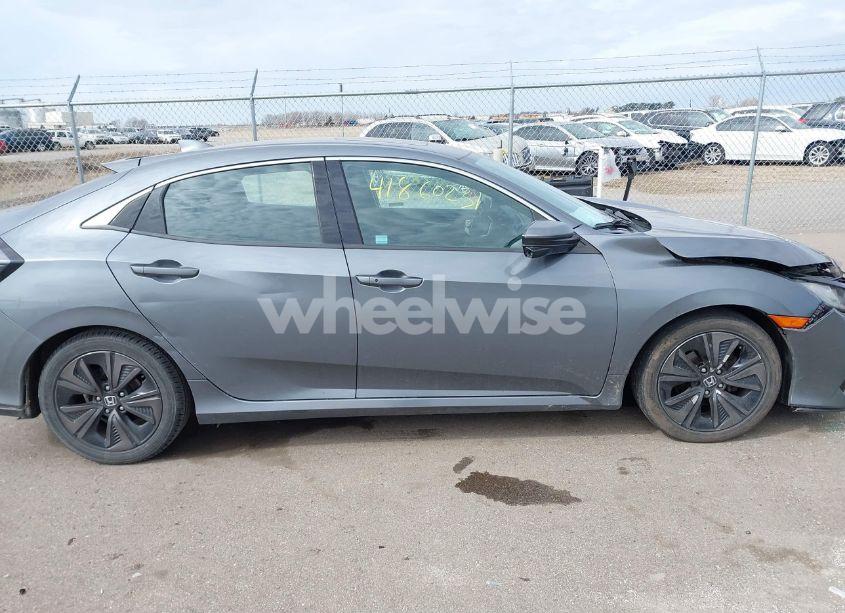 Photo 13 of 2018 Honda Civic EX (VIN SHHFK7H52JU232887)