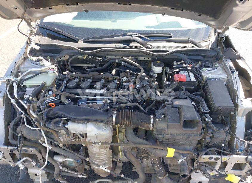 Photo 10 of 2018 Honda Civic EX (VIN SHHFK7H52JU424424)