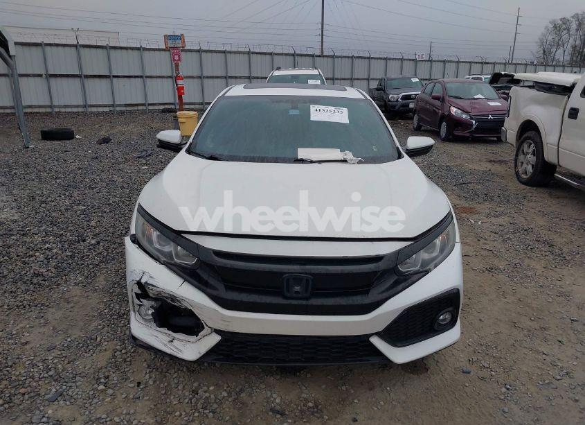 Photo 12 of 2018 Honda Civic EX (VIN SHHFK7H54JU233913)