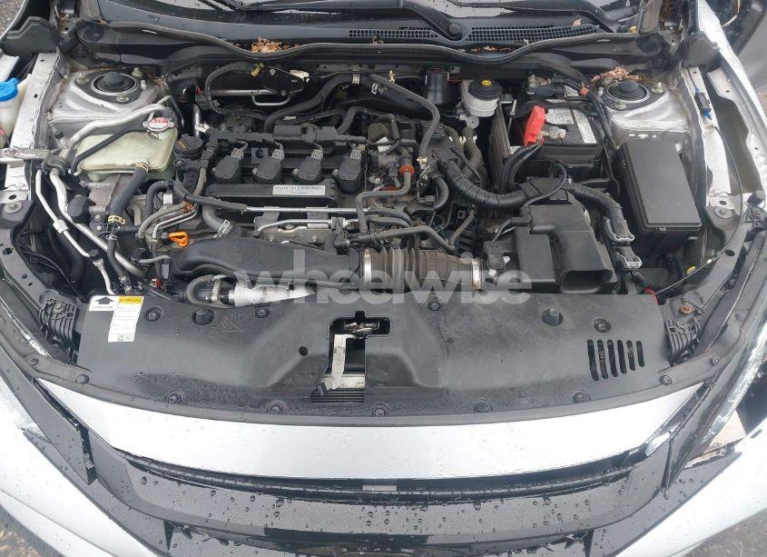 Photo 10 of 2018 Honda Civic EX (VIN SHHFK7H54JU428670)