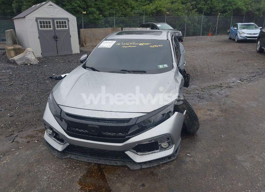 Photo 18 of 2018 Honda Civic EX (VIN SHHFK7H54JU428670)