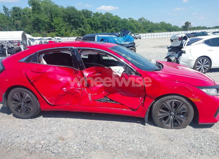 Photo 13 of 2018 Honda Civic EX (VIN SHHFK7H56JU203635)