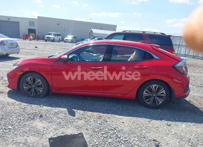 Photo 14 of 2018 Honda Civic EX (VIN SHHFK7H56JU203635)