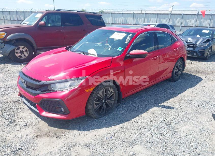 Photo 2 of 2018 Honda Civic EX (VIN SHHFK7H56JU203635)