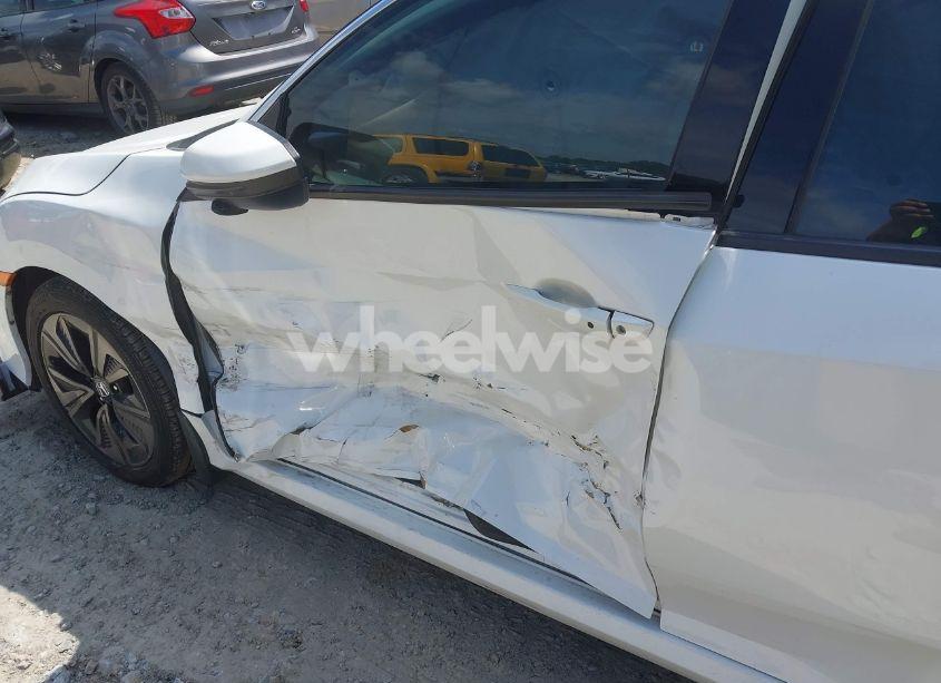 Photo 6 of 2018 Honda Civic EX (VIN SHHFK7H58JU211302)