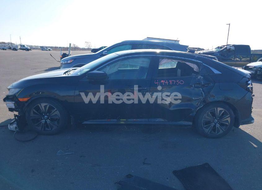 Photo 14 of 2018 Honda Civic EX (VIN SHHFK7H59JU211101)