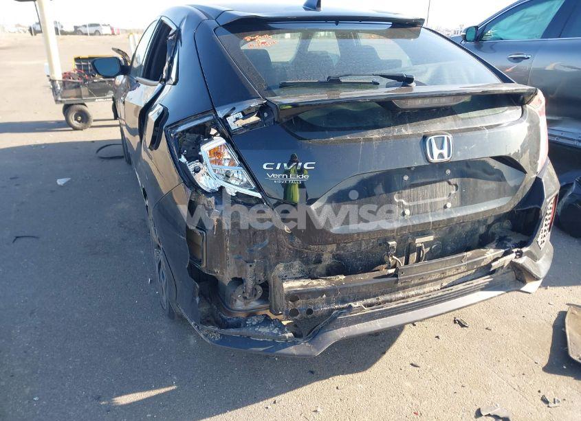Photo 6 of 2018 Honda Civic EX (VIN SHHFK7H59JU211101)