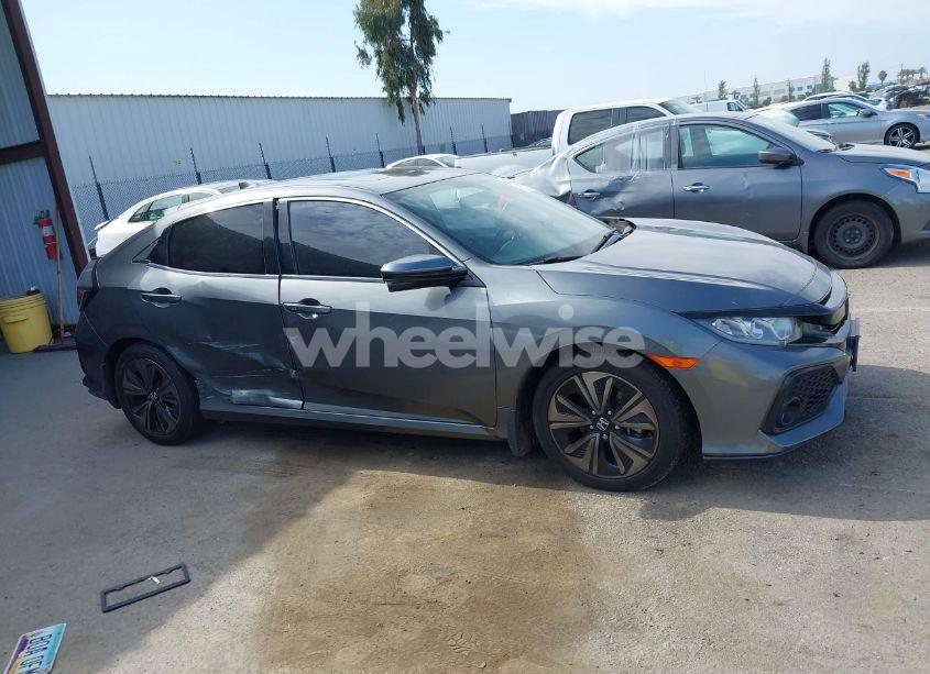 Photo 13 of 2018 Honda Civic EX (VIN SHHFK7H5XJU407449)