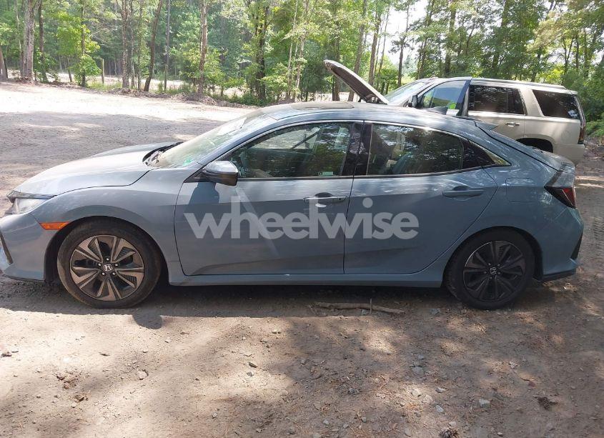 Photo 14 of 2019 Honda Civic EX (VIN SHHFK7H64KU207712)