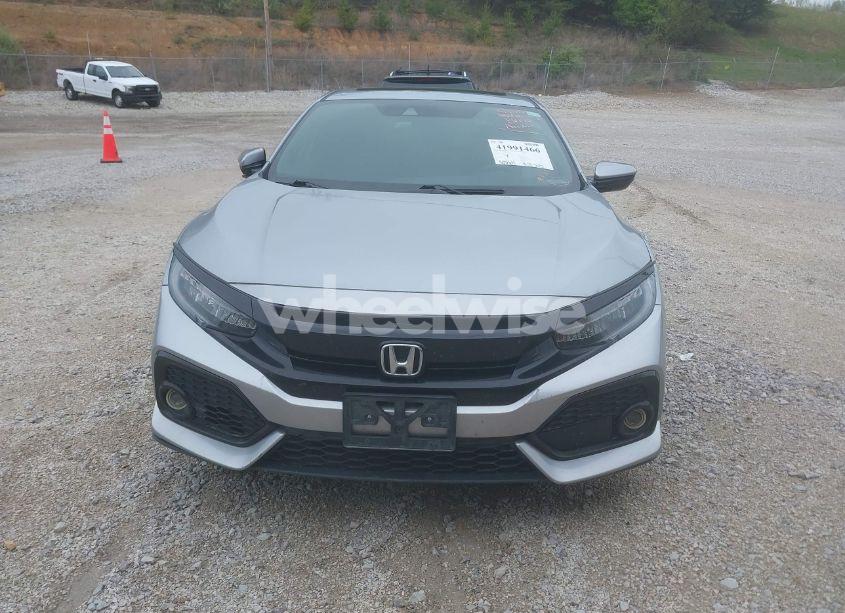 Photo 12 of 2019 Honda Civic EX (VIN SHHFK7H64KU213574)