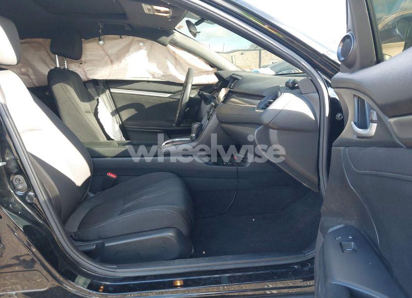 Photo 5 of 2019 Honda Civic EX (VIN SHHFK7H64KU406033)