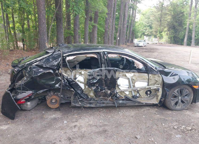 Photo 6 of 2019 Honda Civic EX (VIN SHHFK7H65KU206276)