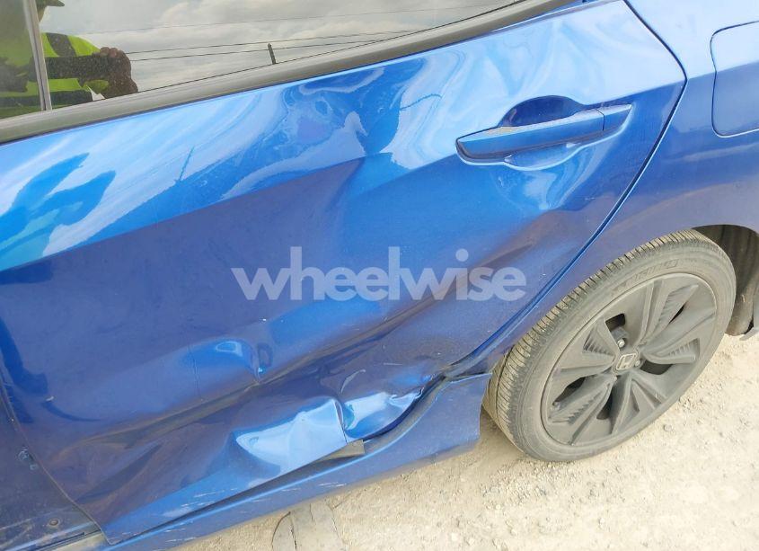 Photo 6 of 2019 Honda Civic EX (VIN SHHFK7H65KU409572)